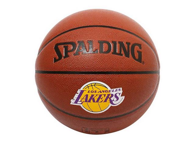 Spalding レブロンジェームズ コンポジット 7号球 76 455z バスケットボール専門店 スポーツショップgallery 2 スポーツ用品の超専門店 通販