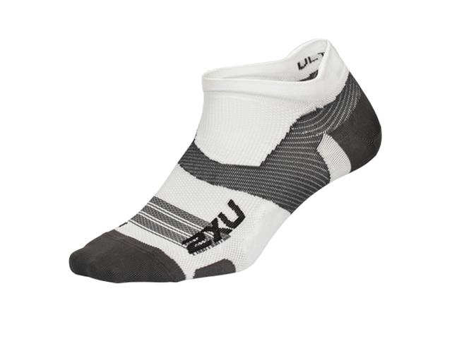 2XU ベクターウルトラライトソックス