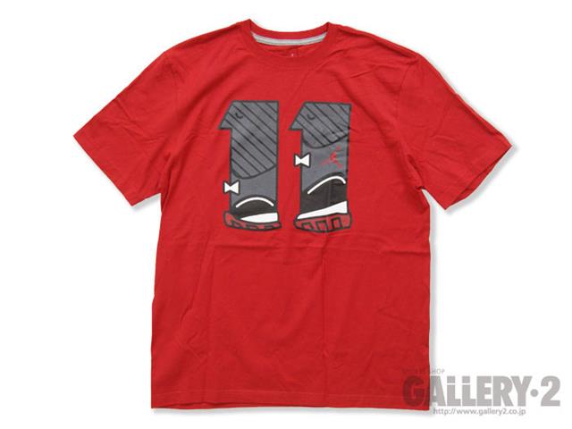AJXI STEP’N OUT TEE