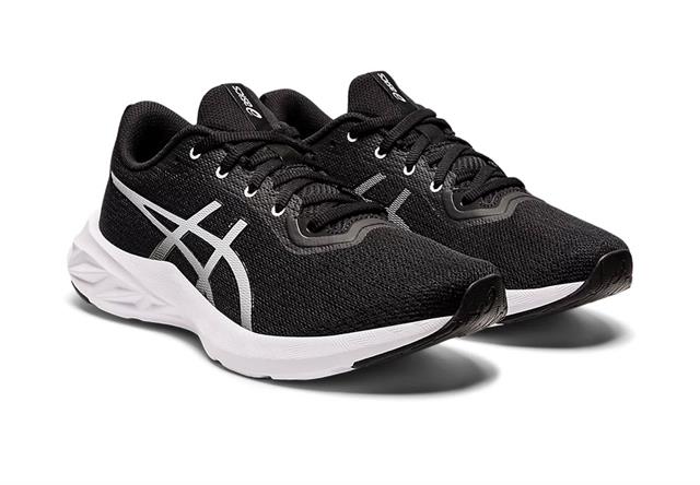 asics versa blast