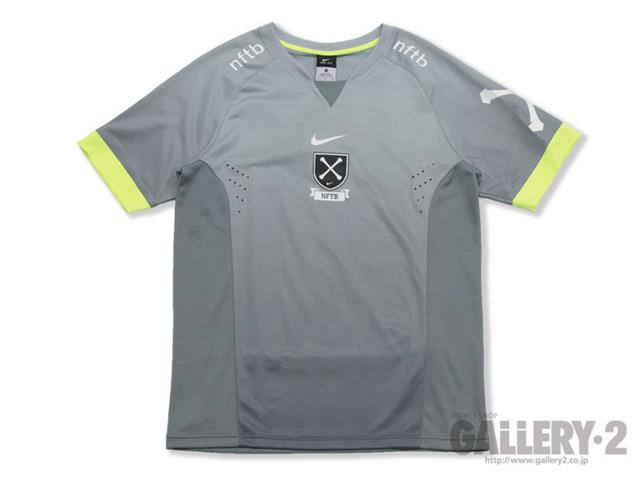 466円 【本日特価】 NIKE ☆NFTB☆サッカーシャツ