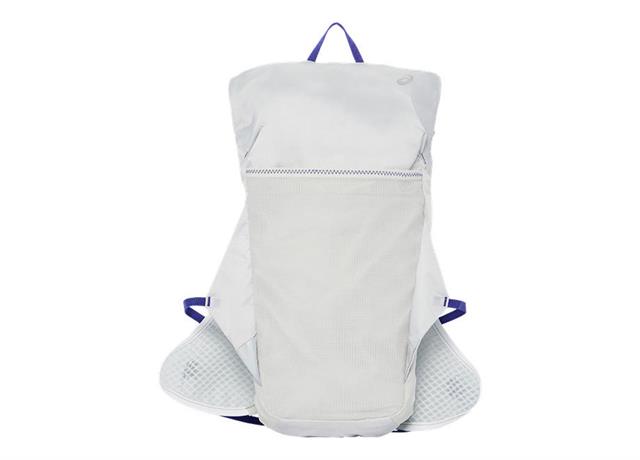 バックパック 8L