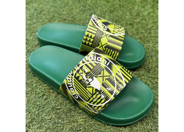 SoccerJunky vintage batik シャワーサンダル CP25A27 | フットサル