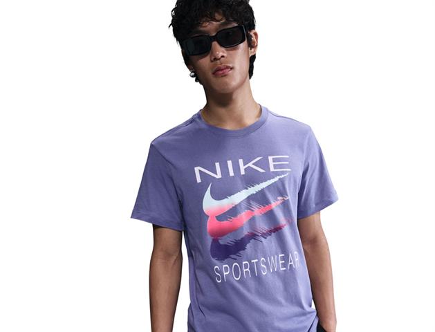 ナイキ NSW 6MO SWSH S/S Tシャツ SP25