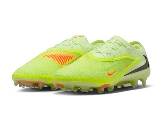 NIKE ナイキ バインダー　サッカー フットサル ナイキNIKEサッカー用作戦盤 バインダー - メルカリ