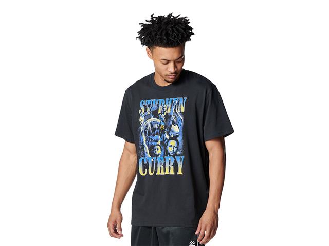 CURRY MOMENTS T-SHIRT