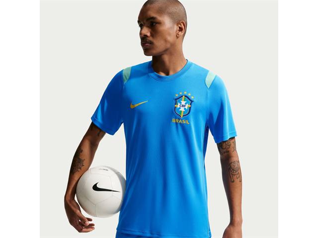 K*n様 珍品レア物！ サッカーシャツ ジャマイカ代表 L adidas ジャマイカ代表 2026 ホーム プレマッチ ジャージー KA1905