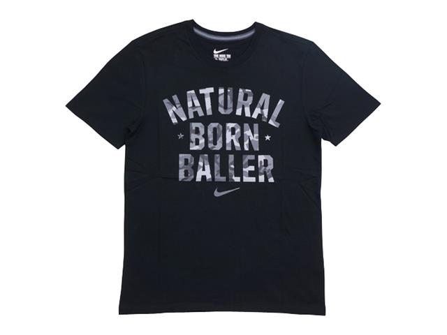 NATURAL BORN BALLER Tシャツ